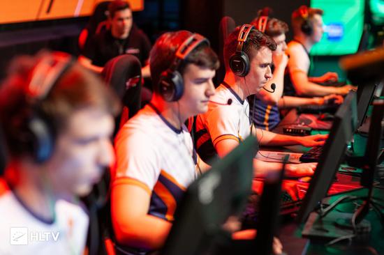 广州花都电竞青年盛会 BLG线下见面会精彩回顾